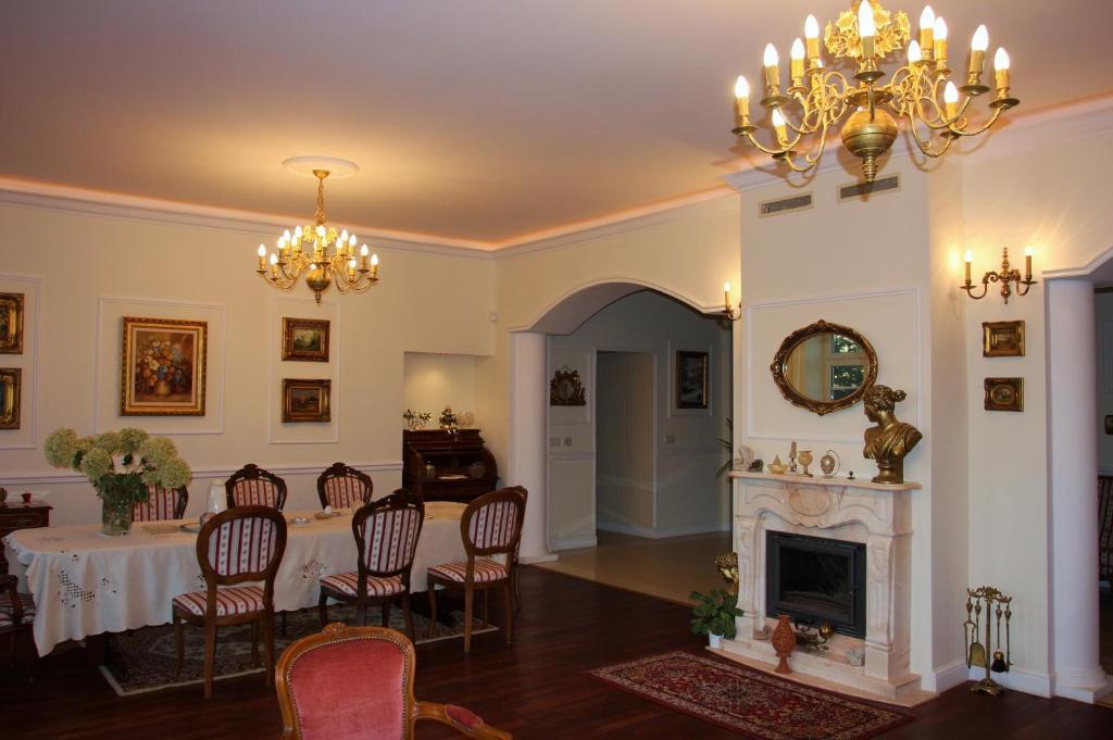 파프로트키 Gosciniec Rycerski B&B 외부 사진